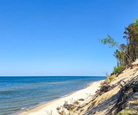 Plaża i morze w okolicach Orzechowa Morskiego